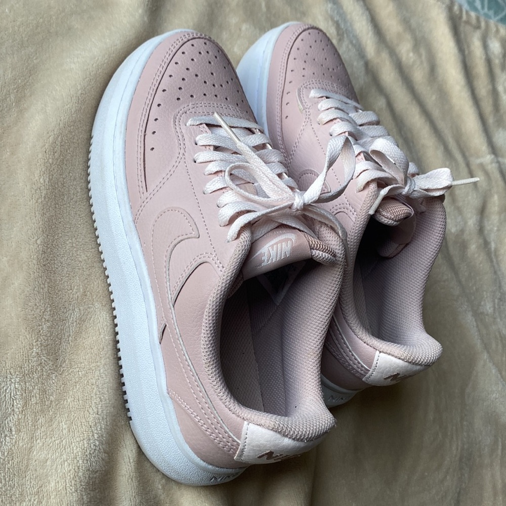 Nike Court Vision Alta